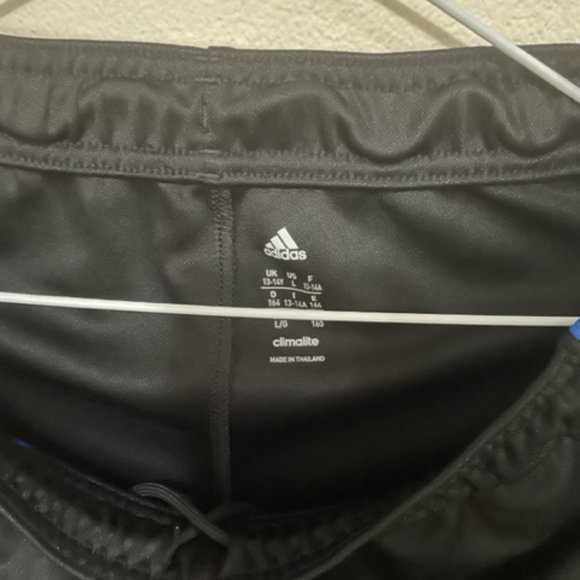 Adidas Youth or Mens pants - Picture 5 of 6